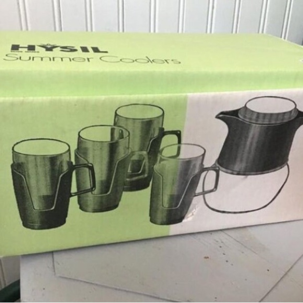 1970 Hysil summer cooler set